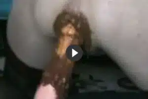 Dirty Sex mit Fickmaschine und geilen Mom