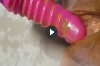 Muschifick mit KV Dildo extrem geil
