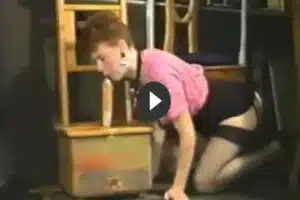 Retro Porno Dildo reiten mit Fetisch Dame